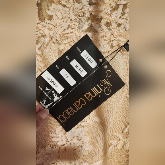 NWT Vintage Size 16 Nina Canacci Nude Floral Lace Sheath Gown - Picture 6 of 7